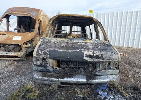 2003 Ford E-150 Recreational from USA, damaged, VIN 1FDRE14L13HA11139